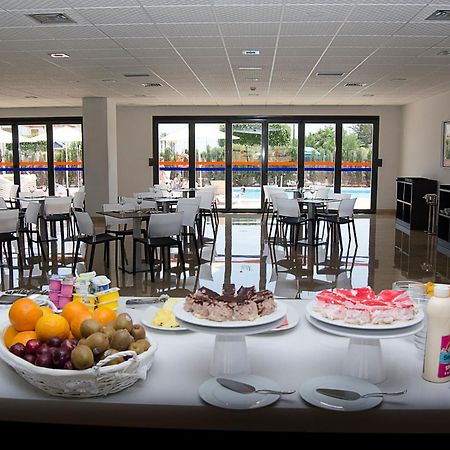 Hotel Adaria Vera Luaran gambar