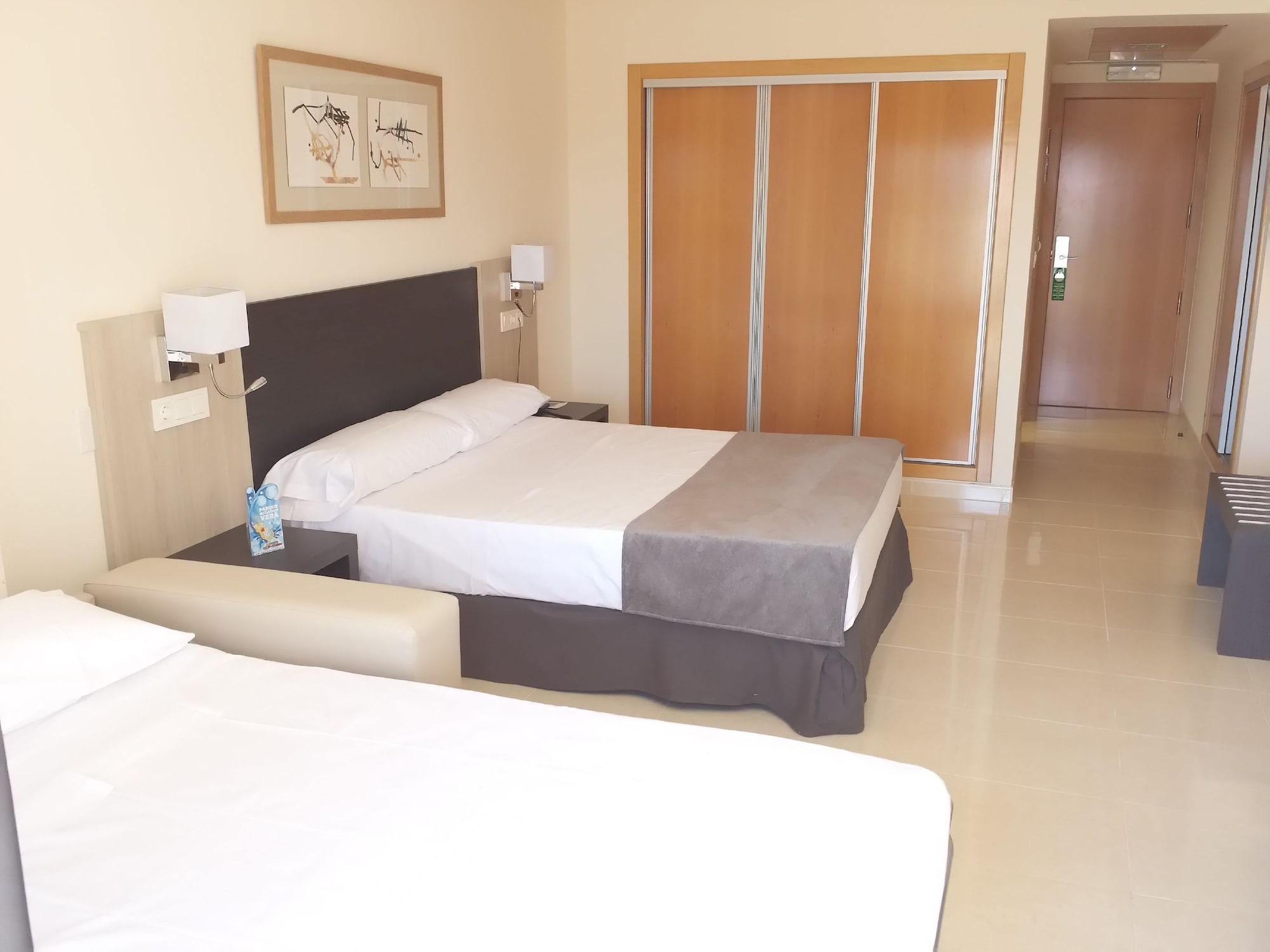 Hotel Adaria Vera Luaran gambar