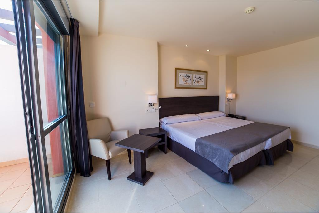 Hotel Adaria Vera Luaran gambar